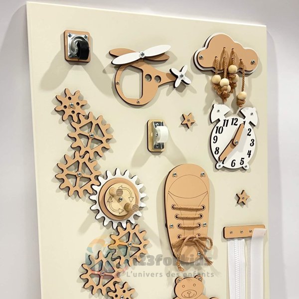 Busyboard en bois naturel fait main à Casablanca Jouet Montessori éducatif Maroc, Casablanca, Agadir, el jadida, safi, Marrakech, Tanger, tetouan, Kenitra, Khouribga, dakhla, Laayoune, Larache, Marrakech, Martil, Meknès, Mohammedia, Nador, Oualidia, Ouarzazate, Ouazzane, Oujda, Rabat, kenitra, salé