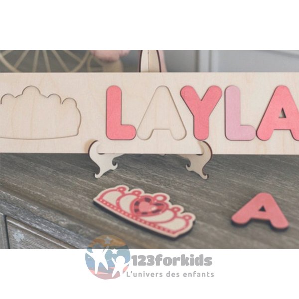 Jouet en bois éducatif pour bébé avec prénom et formes Montessori, parfait pour la motricité fine et la déco de chambre vente jouet montessori educatif bonne qualité prix maroc Casablanca, Agadir, el jadida, safi, Marrakech, Tanger, tetouan, Kenitra,Khouribga, dakhla, Laayoune, Larache, Marrakech, Martil, Meknès, Mohammedia, Nador, Oualidia, Ouarzazate, Ouazzane, Oujda, Rabat, kenitra, salé